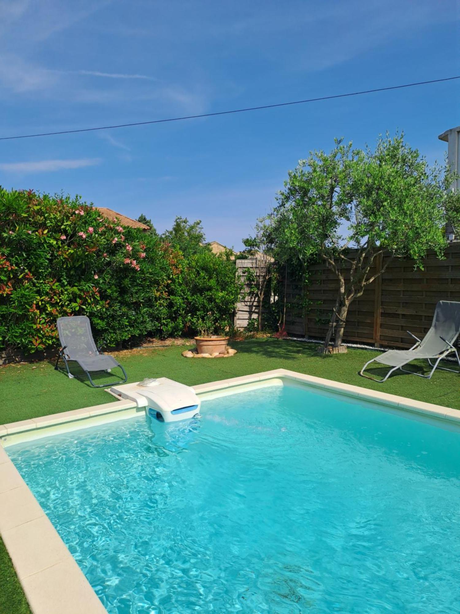 Le Clos De Carinette ชาโตเนิฟ-ดู-ปาป ภายนอก รูปภาพ